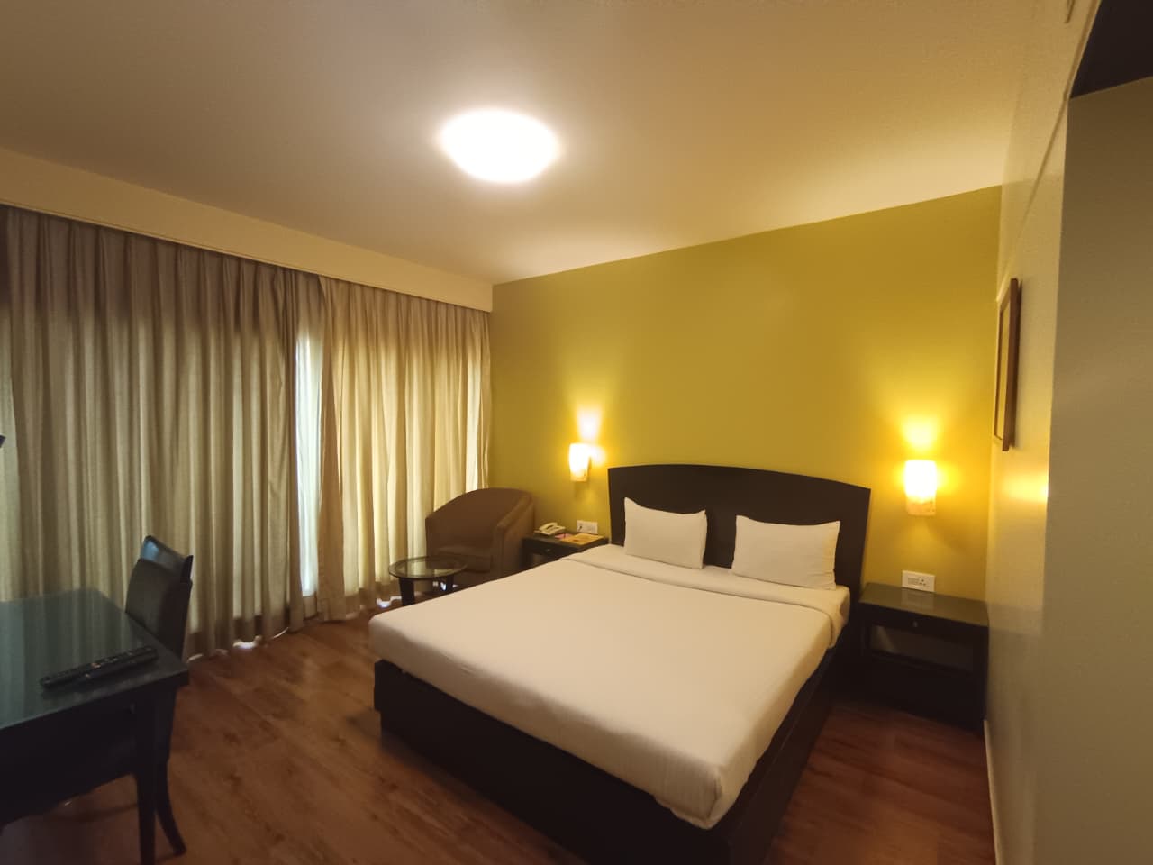 Deluxe Single Room